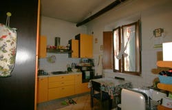Bettolle, Tuscany 53048
