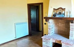 Montalcino, Tuscany 53024