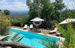 Montevarchi, Tuscany 52025