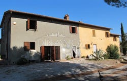 Palaia, Tuscany 56036
