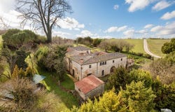 Monteriggioni, Tuscany 53035