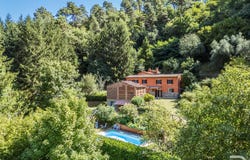 Pescia, Tuscany 51012