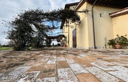 Cascina, Tuscany 56021