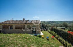 San Gimignano, Tuscany 53037