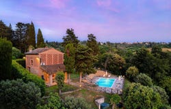 Volterra, Tuscany 56048
