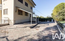 Jesi, Marche 60035