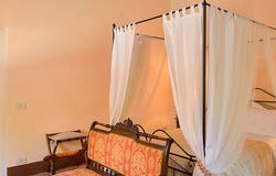 Montepulciano, Tuscany 53045
