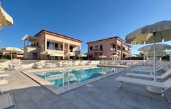 San Vincenzo, Tuscany 57027
