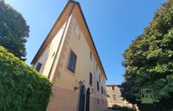 Crespina, Tuscany 56040