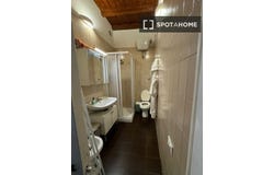 florence, Tuscany 50122