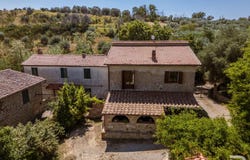 Cinigiano, Tuscany 58044