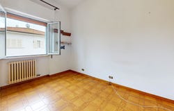 Camaiore, Tuscany 55041
