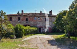 Siena, Tuscany 53100