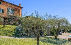 Borgo a Buggiano, Tuscany 51011