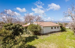 Manciano, Tuscany 58010