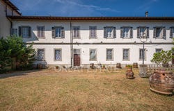 Terranuova Bracciolini, Tuscany 52028