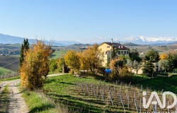 Acquaviva Picena, Marche 63075