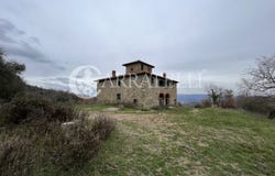 Pergine Valdarno, Tuscany 52020