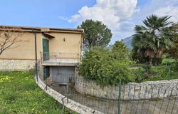 Collesano, Sicily 90016