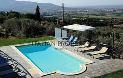 Cortona, Tuscany 52044