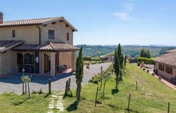 Montalcino, Tuscany 53024