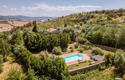 Cinigiano, Tuscany 58044