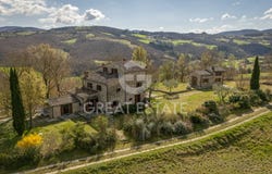 Monterchi, Tuscany 52035