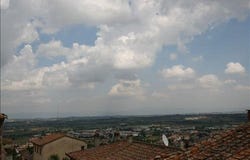 Sinalunga, Tuscany 53048