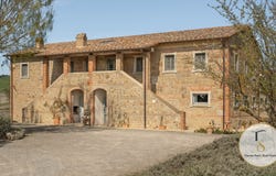 Pienza, Tuscany 53026