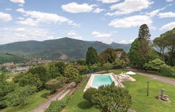 Camaiore, Tuscany 55041
