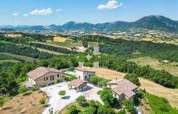 Castelraimondo, Marche 62022