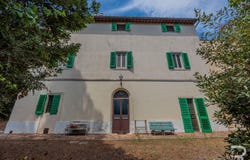 Cecina, Tuscany 57023