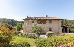 Marti, Tuscany 56020