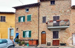 Montepulciano, Tuscany 53045