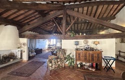 Montepulciano, Tuscany 53045