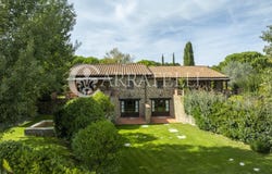 Scansano, Tuscany 58054