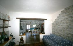 Bettolle, Tuscany 53048
