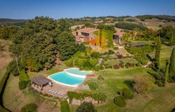 Chiusdino, Tuscany 53012