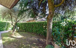 Seregno, Lombardy 20831