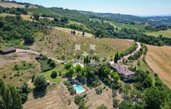Urbino, Marche 61029