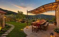 Cortona, Tuscany 52044