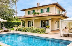 Forte dei Marmi, Tuscany 55042