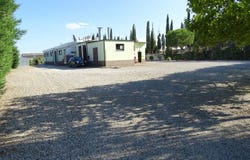 Bettolle, Tuscany 53048