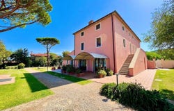 Castagneto Carducci, Tuscany 57022
