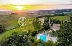 Volterra, Tuscany 56048