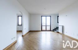 Pontedera, Tuscany 56025