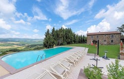 Lajatico, Tuscany 56030