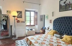 Florence, Tuscany 50142