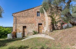 Siena, Tuscany 53100