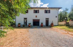 Peccioli, Tuscany 56037